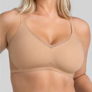 Honeylove Wireless CrossOver Bra In Sand Size M adjustable straps